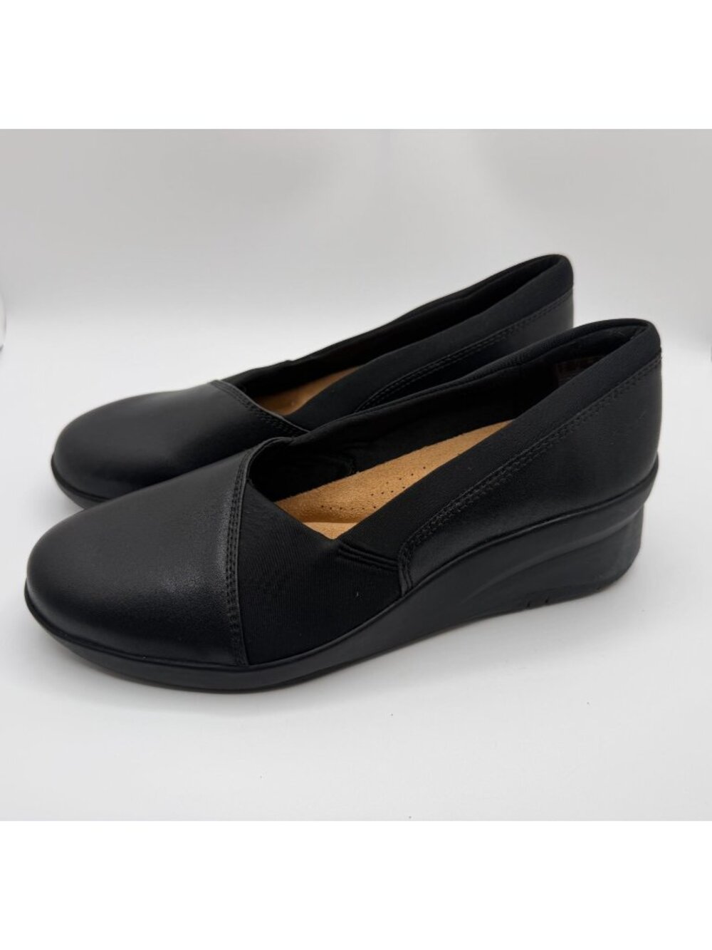 Clarks Suttyn Walk Wedge Flats Women Size 7.5M Black Comfort Low Wedge Shoes